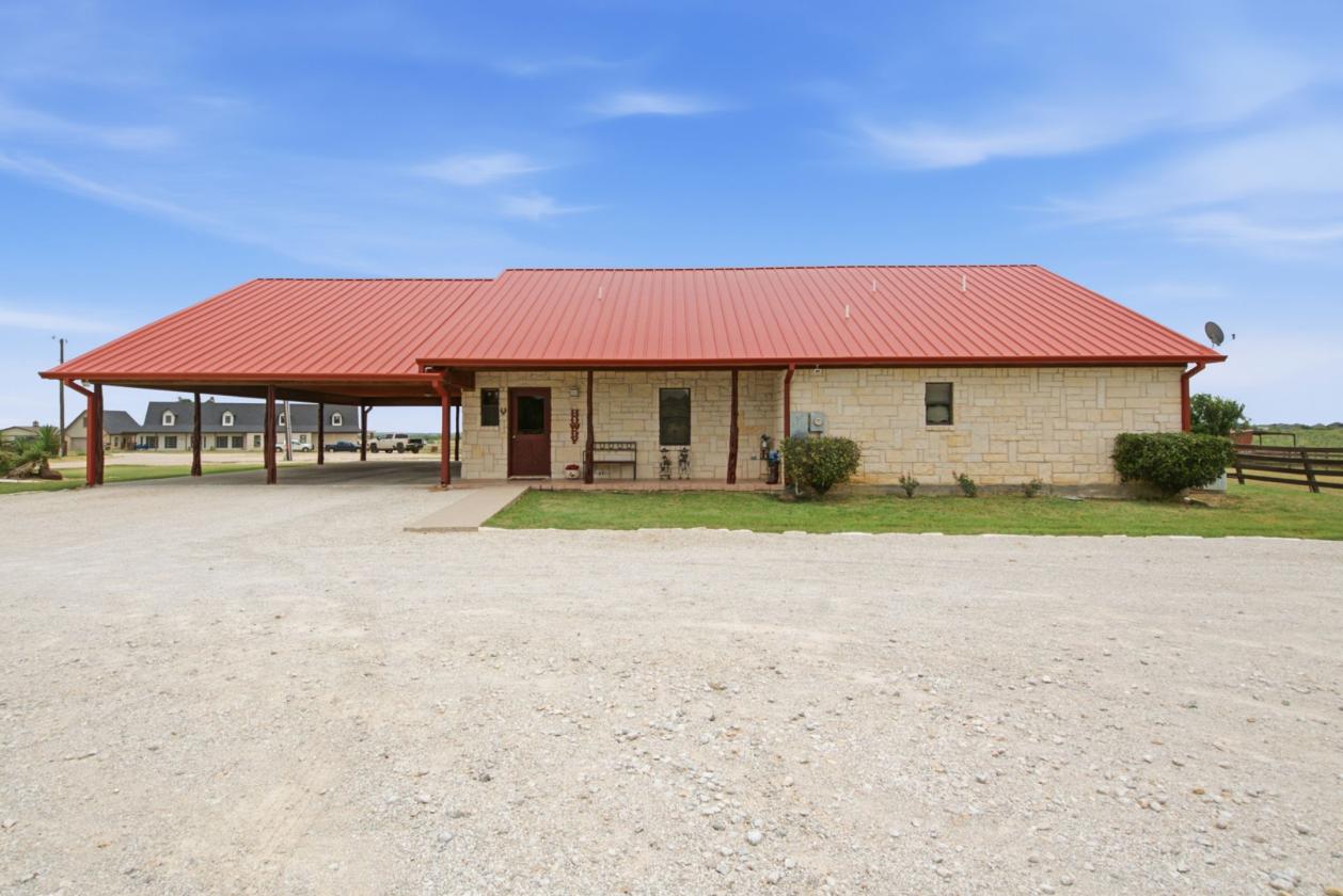 Beautiful Horse Property in Denton County - photo 5