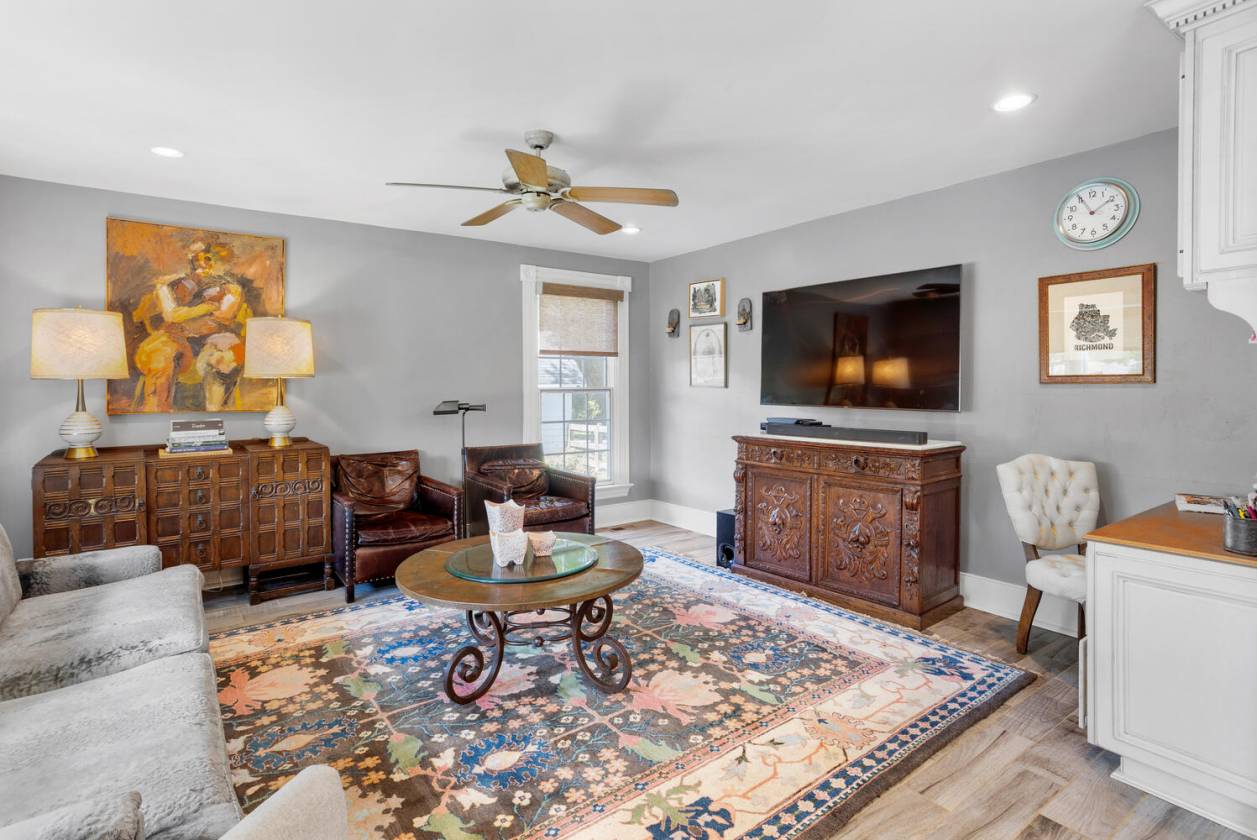 9.8 Acres: Multiple Fenced Pastures  - photo 21