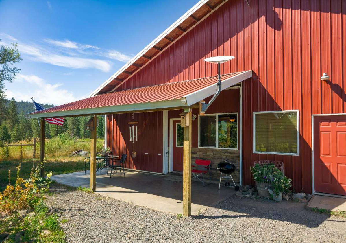 Horse Property for sale.