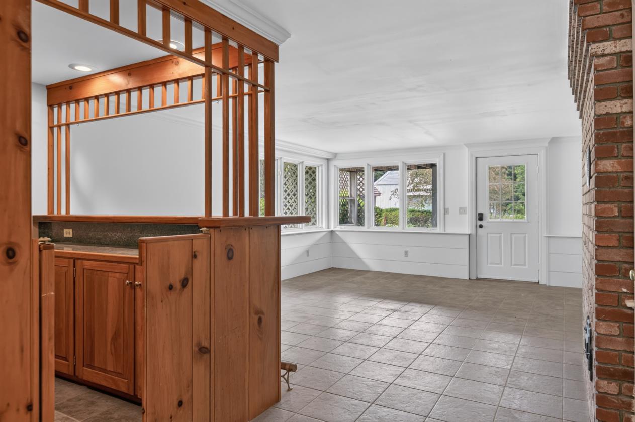 Rare New England Country Estate - photo 21