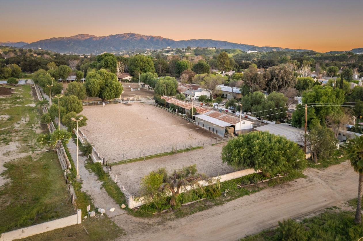 Equestrian & Investment Opportunity in Newhall - photo 21