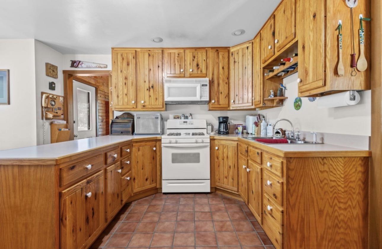 This property features 82 +\- acres - photo 3