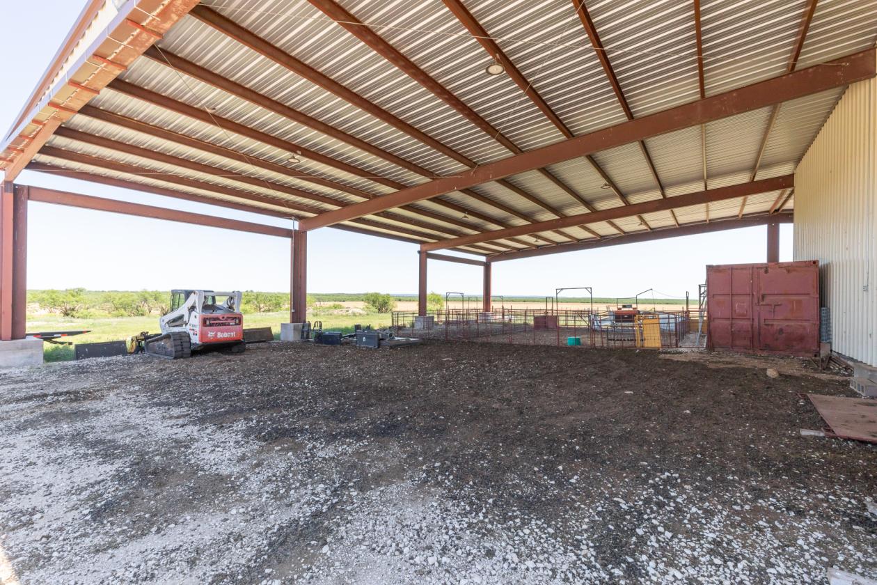 535-Acre West Texas Ranch Near Abilene Texas - photo 2