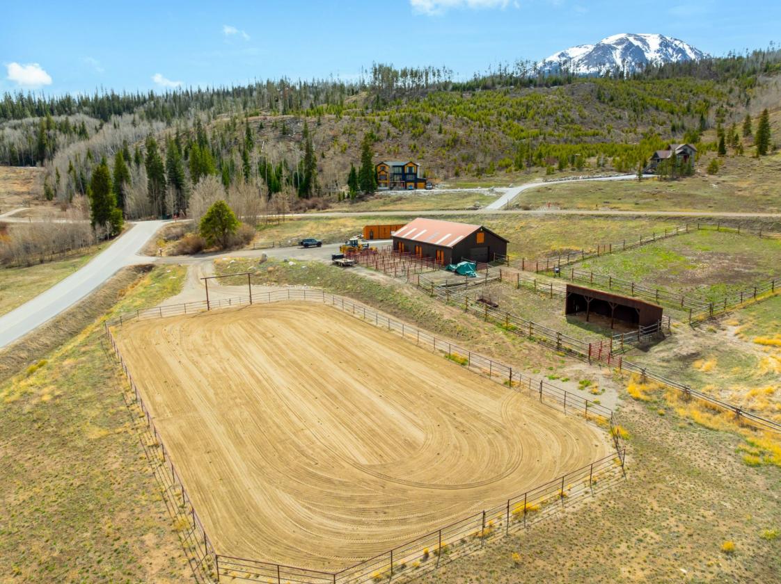 Gated Equestrian Estate- Minutes from Ski Areas - photo 4