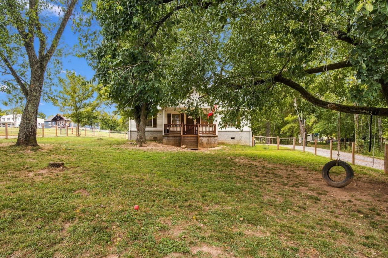 Horse Country Living - photo 20