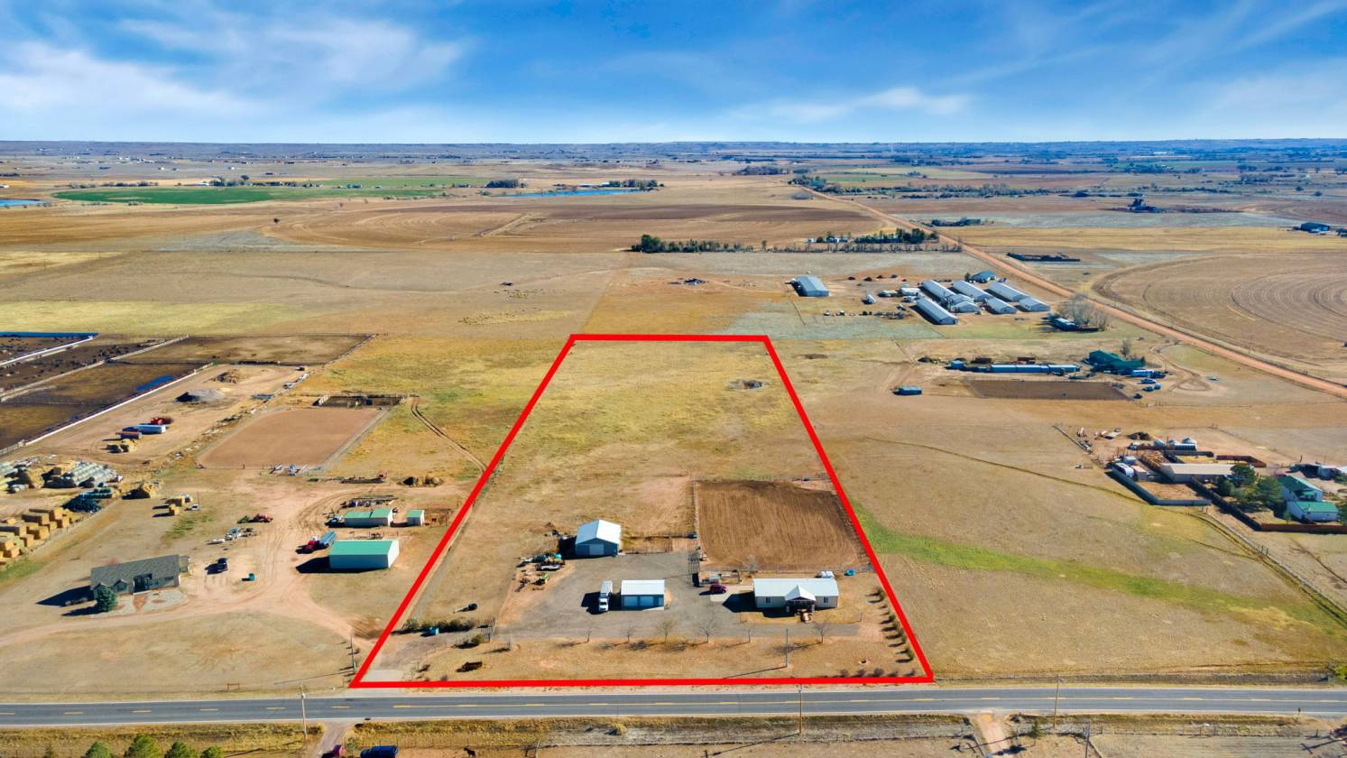 Horse Property for sale.