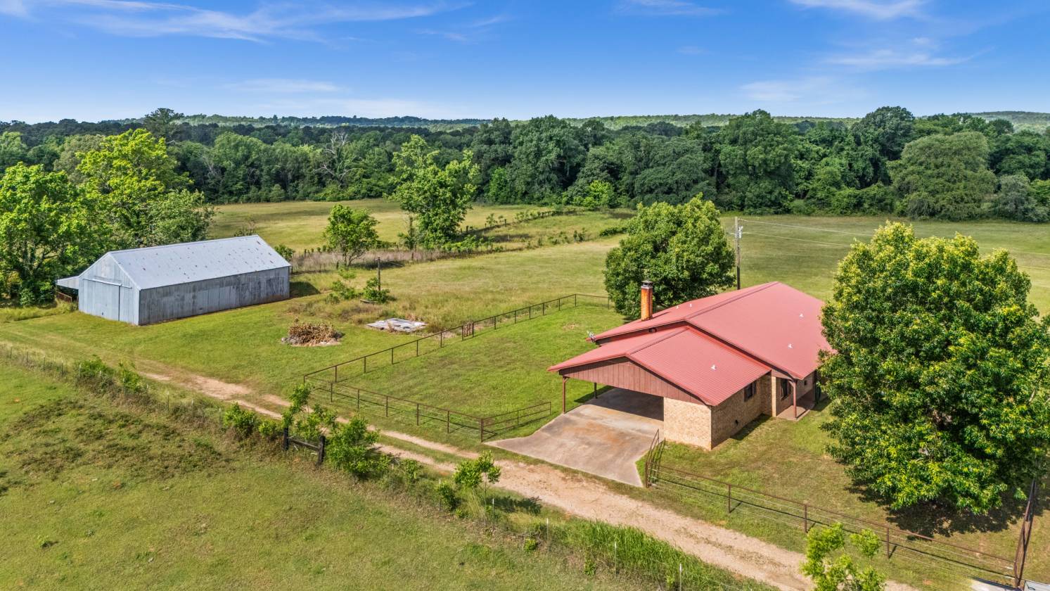Horse Property for sale.