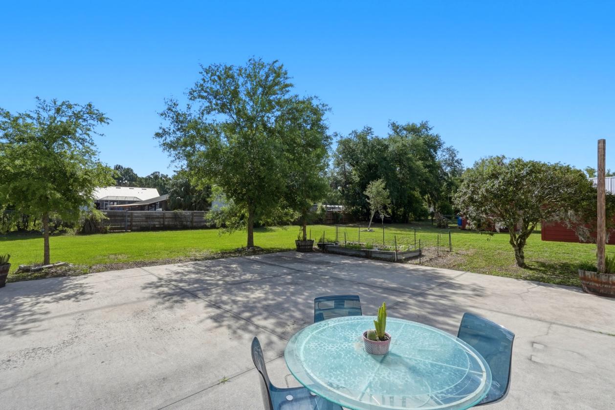 Unique equestrian estate on 6.57 acres - photo 28