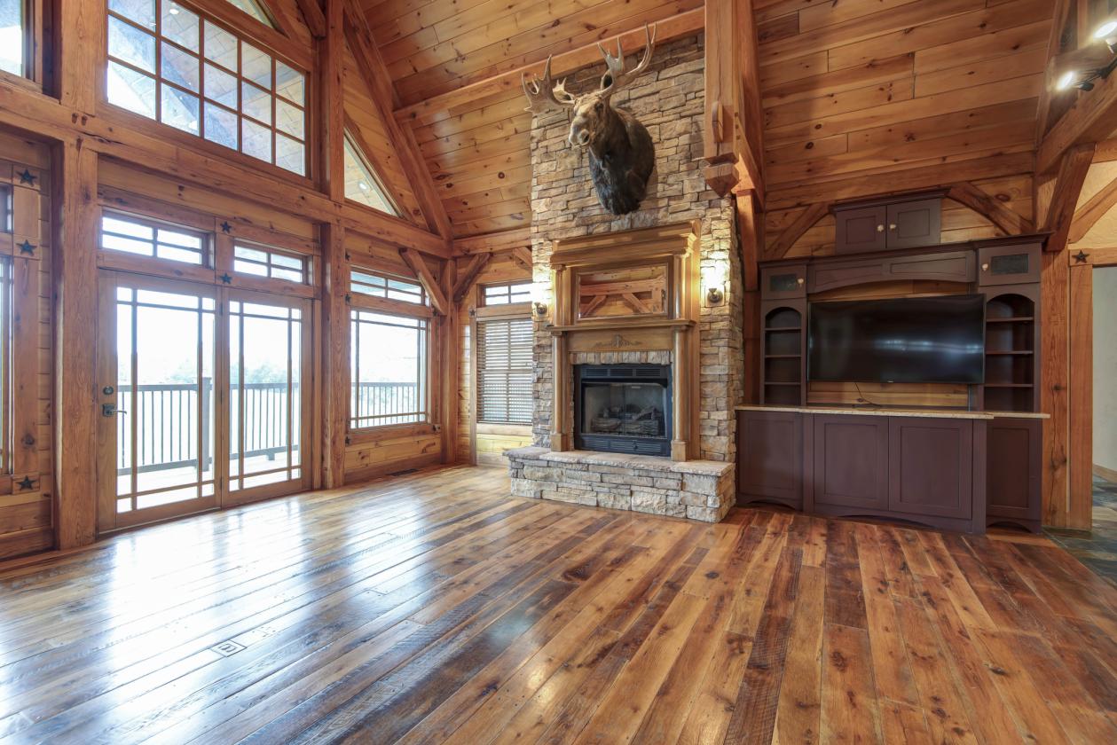 Gated estate located on a gently rolling 33 acres - photo 11