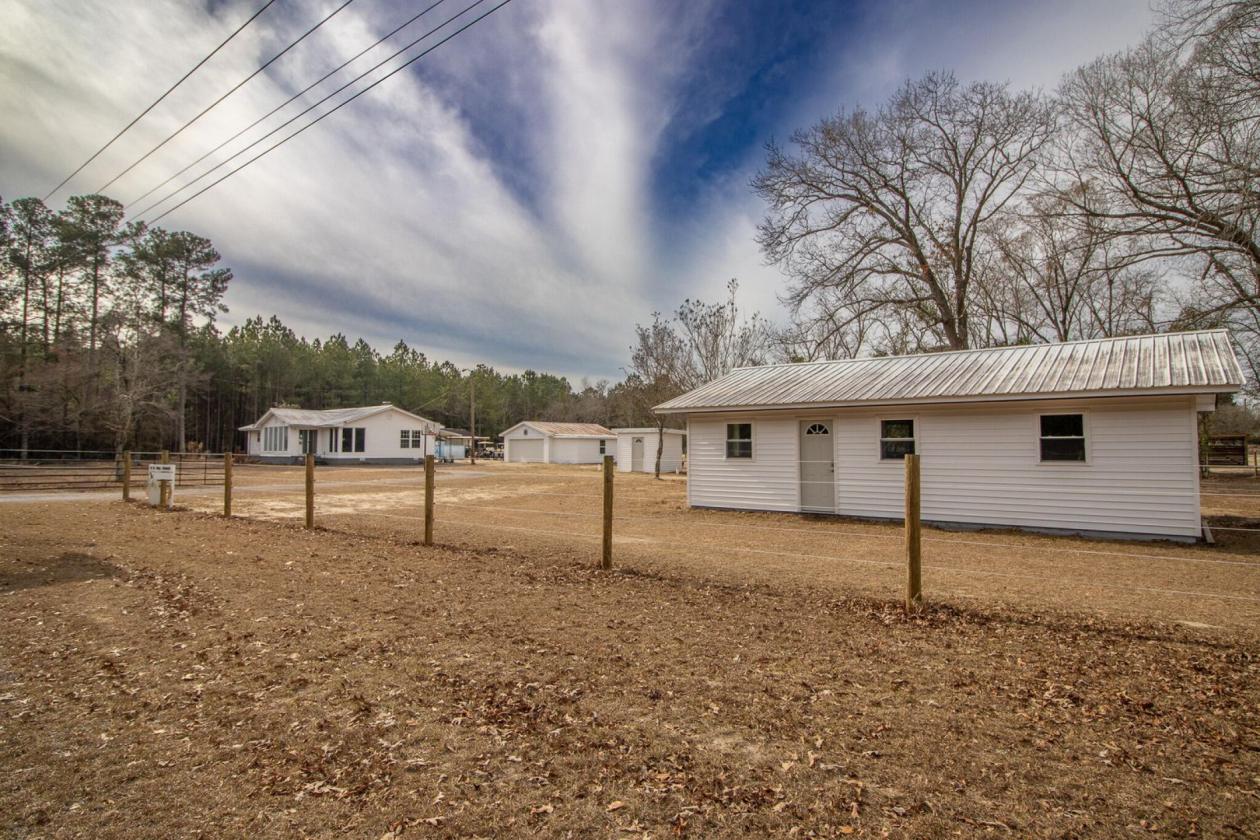 Affordable Horse Farm on 13 acres in Aiken County - photo 18