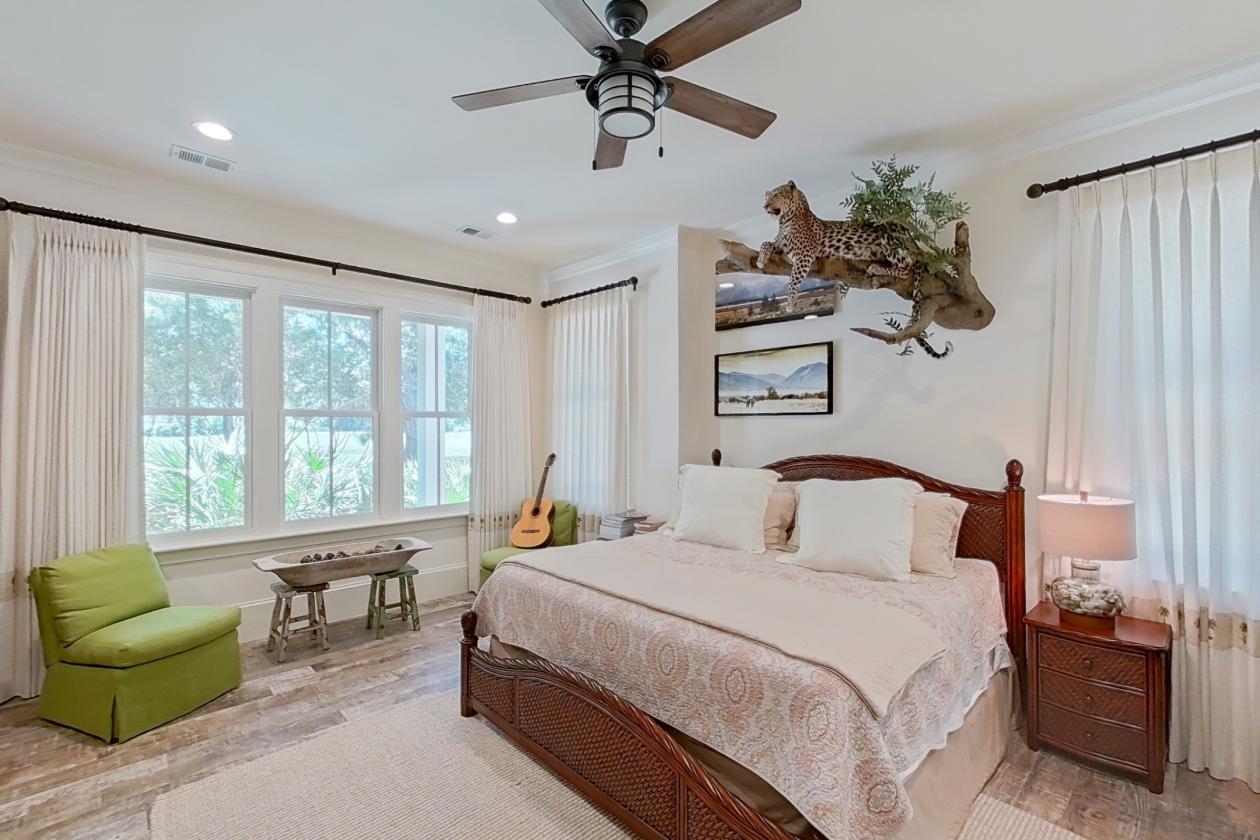 ONE-OF-A-KIND HOME IN EQUESTRIAN COMMUNITY - photo 23