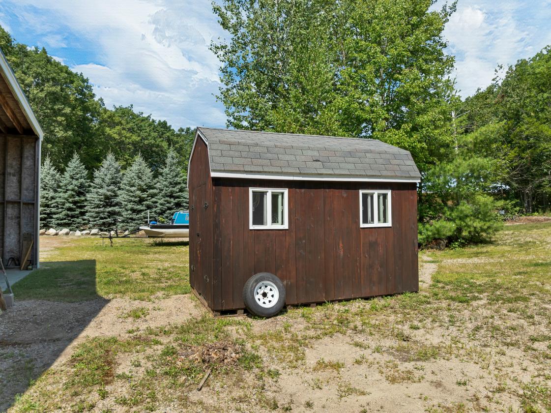 5.76-Acre Private Estate - photo 15
