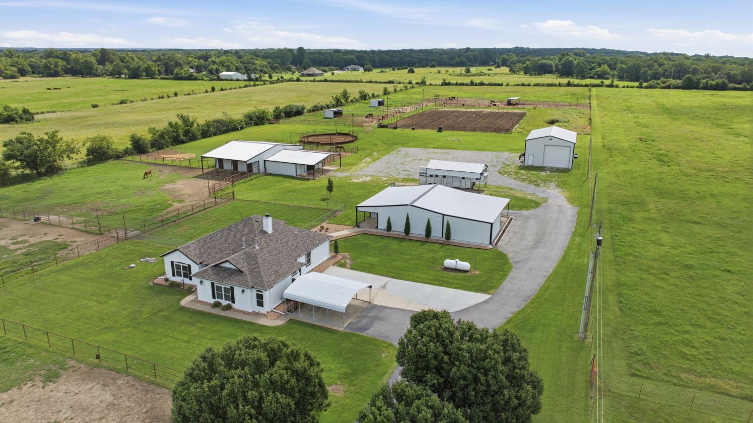 10 Acre Horse Property - photo 1