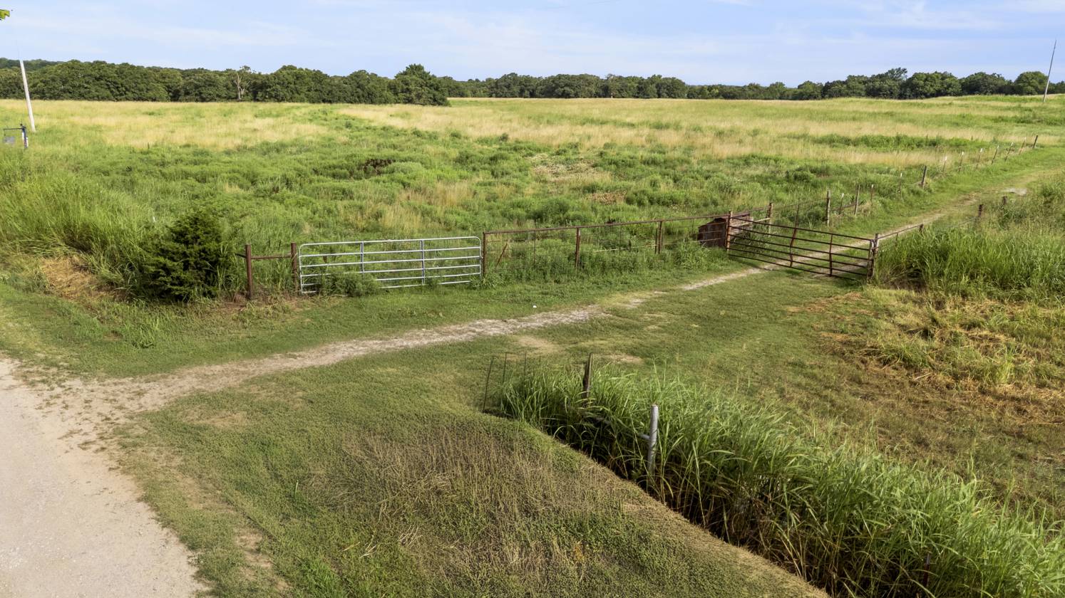 Horse Property for sale.