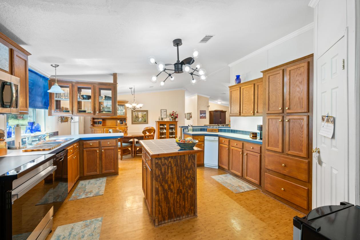 Two Homes and 13 acres - photo 20