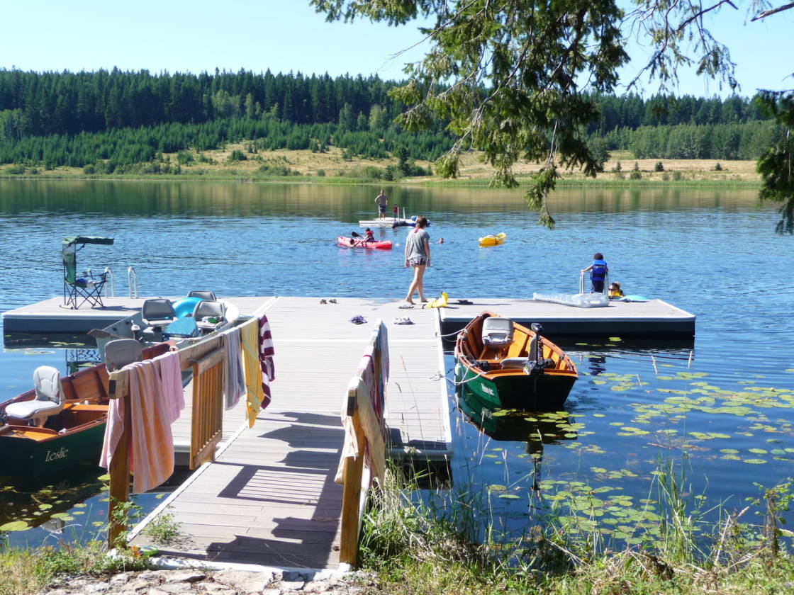 LIMESTONE MOUNTAIN RANCH HORSES, CATTLE, RECREATION Big Lake Ranch