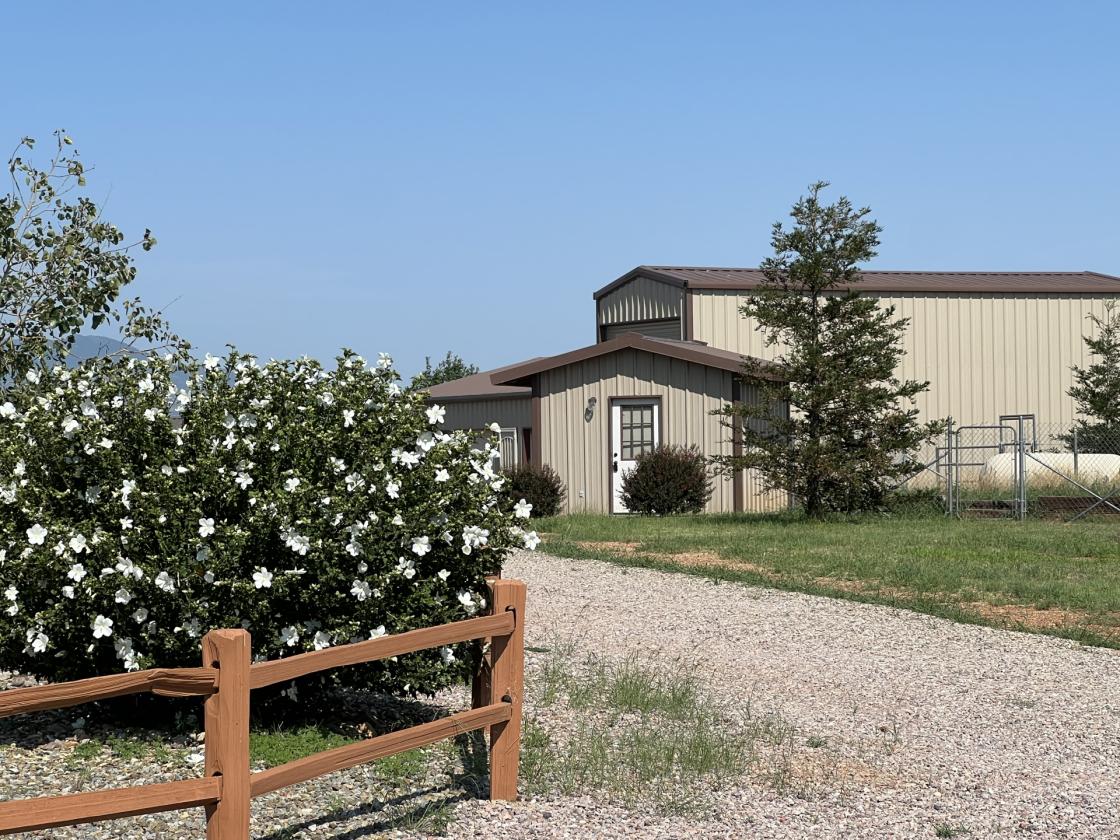 Elgin Beauty! workshop/RV garage/barn/ arena/house - photo 5
