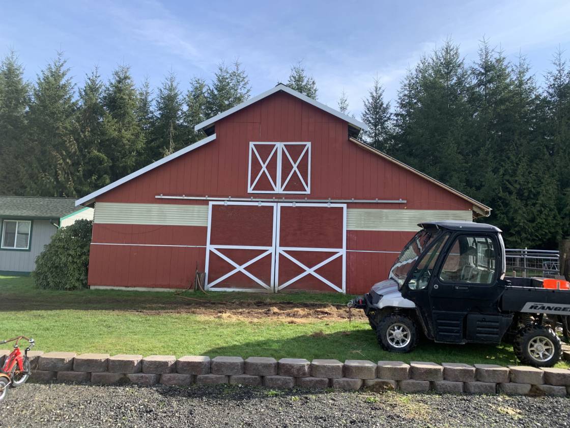 17.81 acres Horse property 2 homes Barn shop Arlington, Snohomish County, Washington