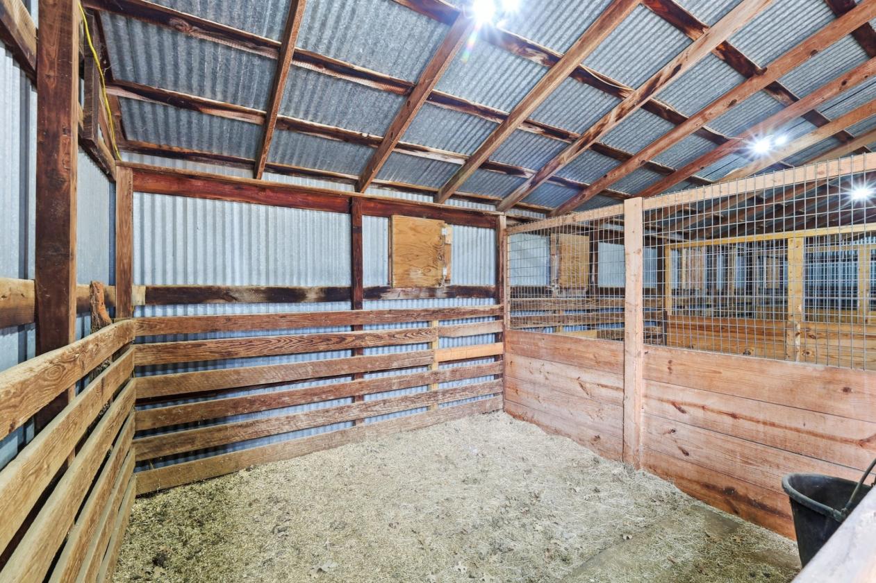 The Ultimate Training Facility on 8.8 Acres - photo 23