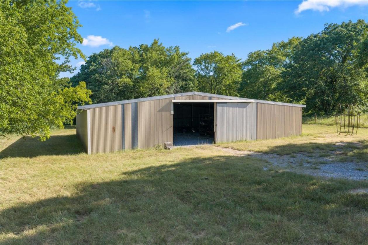 14 Acres with Barn, Pond & Custom Home - photo 4