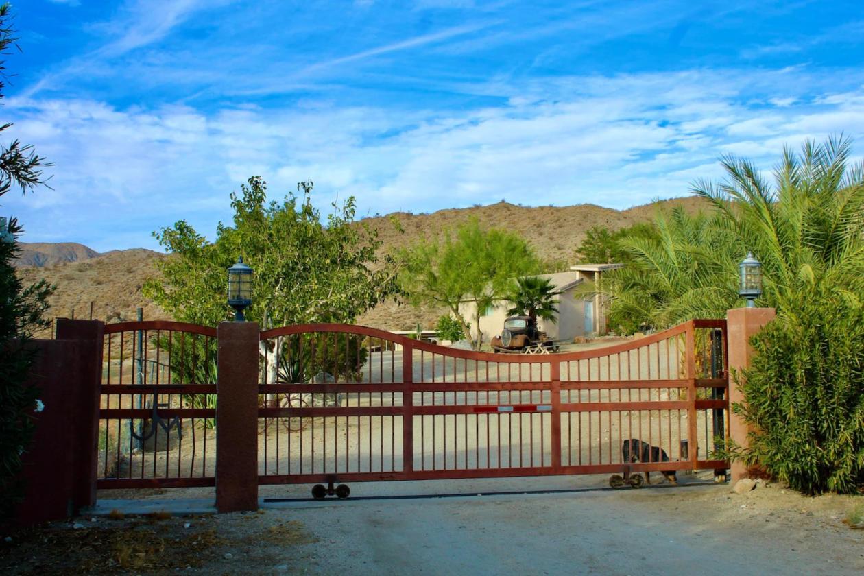 Equestrian Ranch, Two separated homes on 5 acres - photo 1