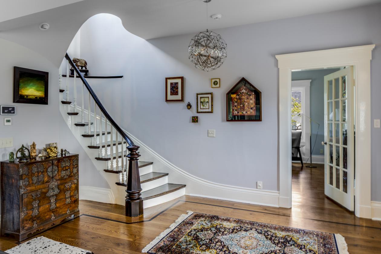 Turnkey Equestrian Estate with Indoor Arena - photo 9
