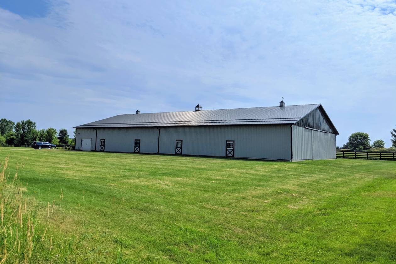 Luxury equestrian estate with indoor riding arena | Appleton, Outagamie ...