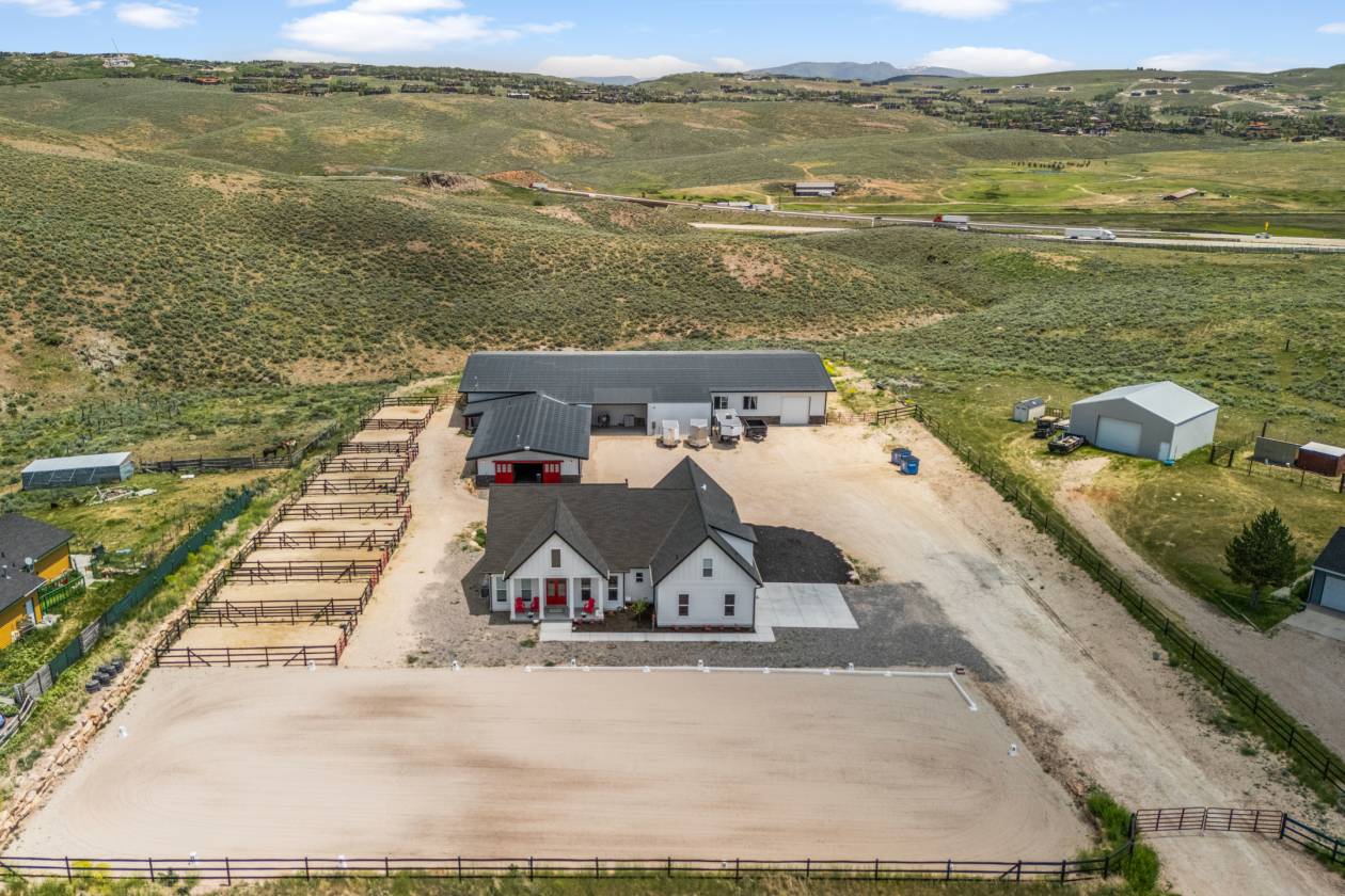 Horse Property for sale.