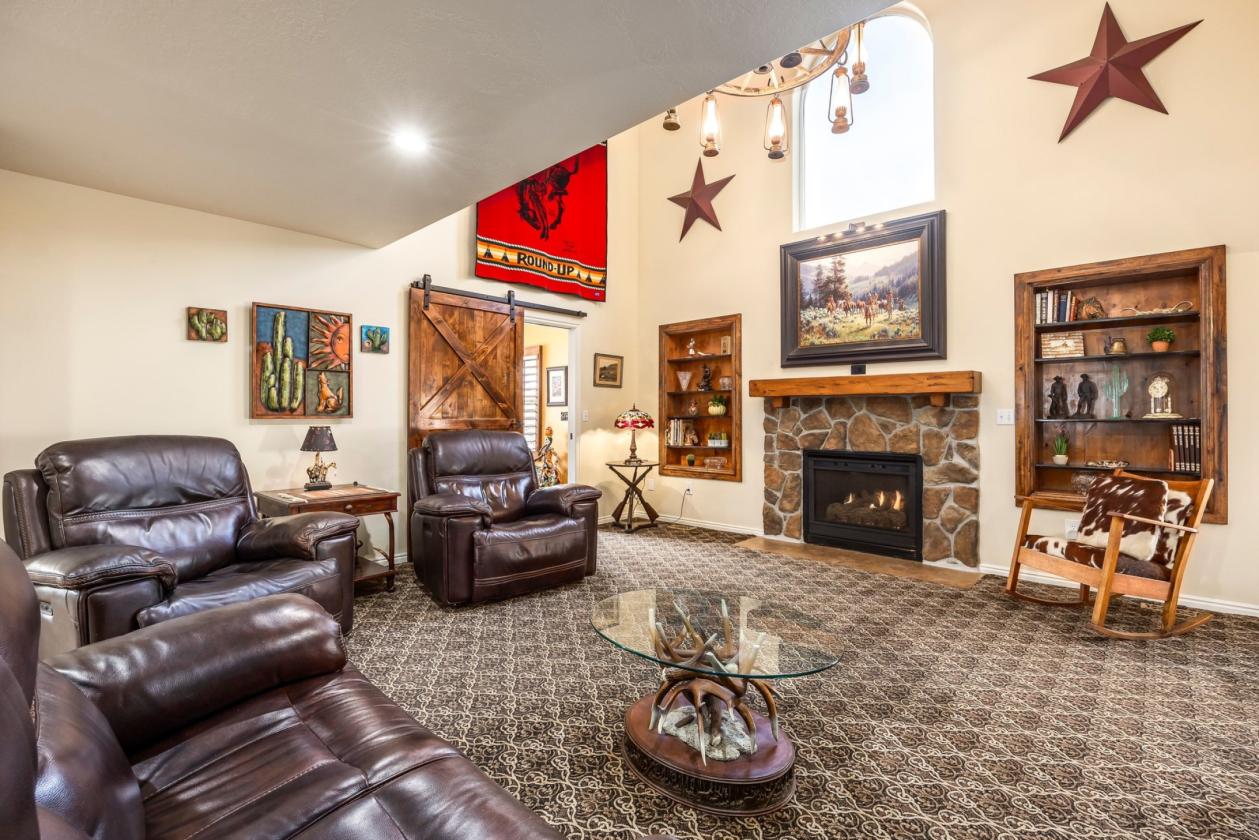 Private Horse Property in the Heart of Draper - photo 4