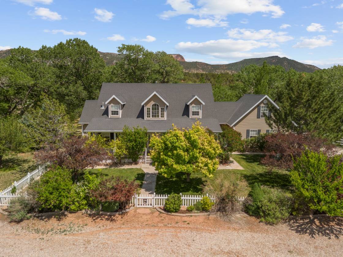 Horse Property for sale.