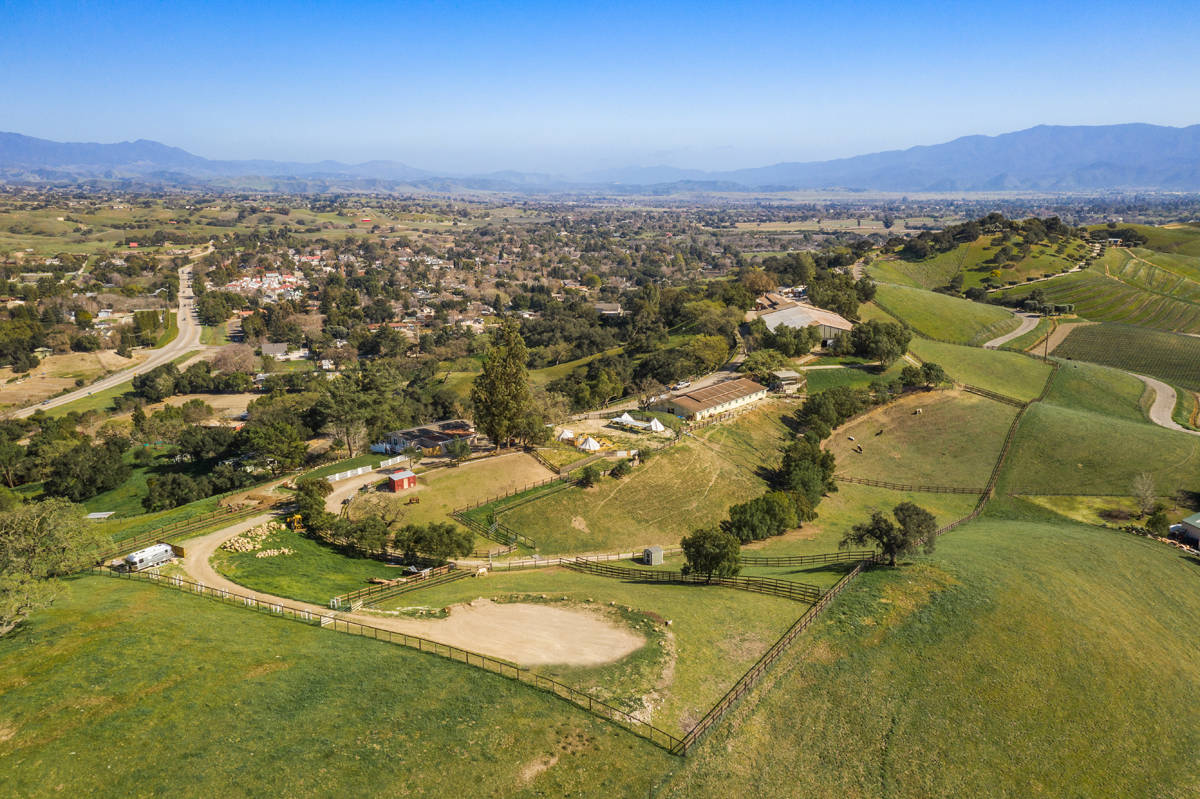 Horse Property for sale.