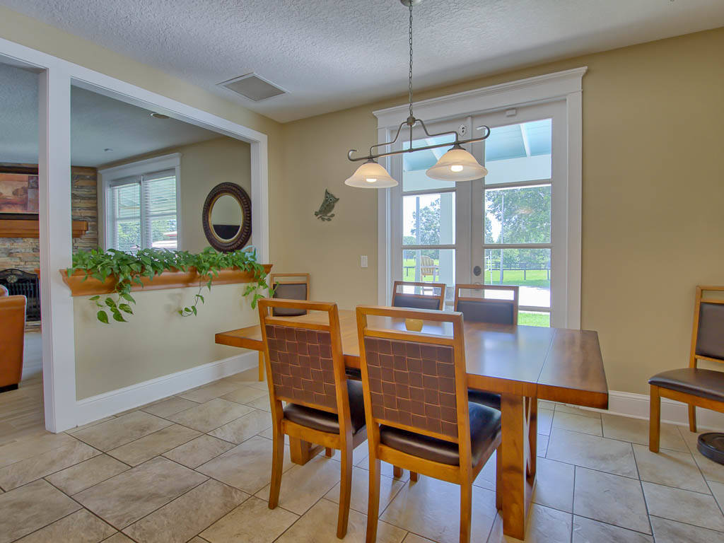 House with acreage Tavares, Lake County, Florida