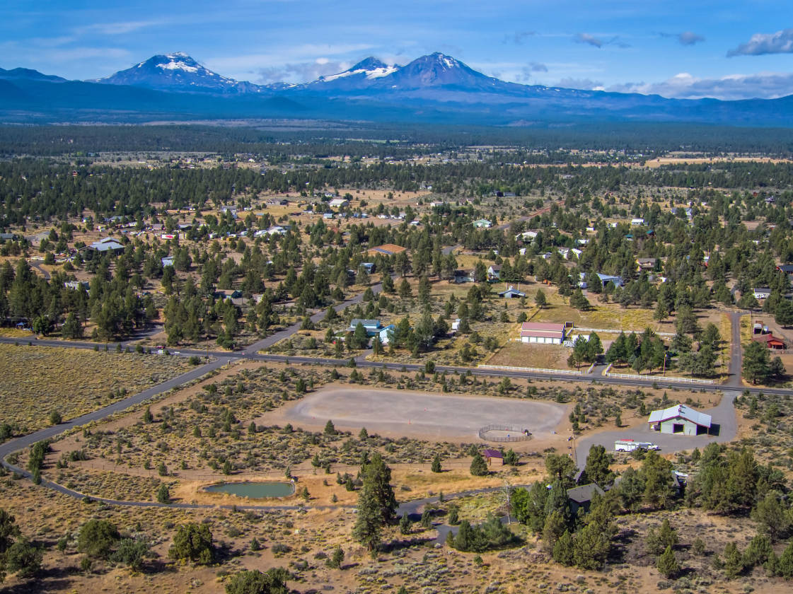 Horse Property with Mountain Views Bend, Deschutes County, Oregon