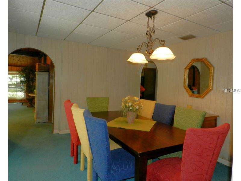 REDUCED! Country Estate on 10 Acres with Main House, Guest... Arcadia