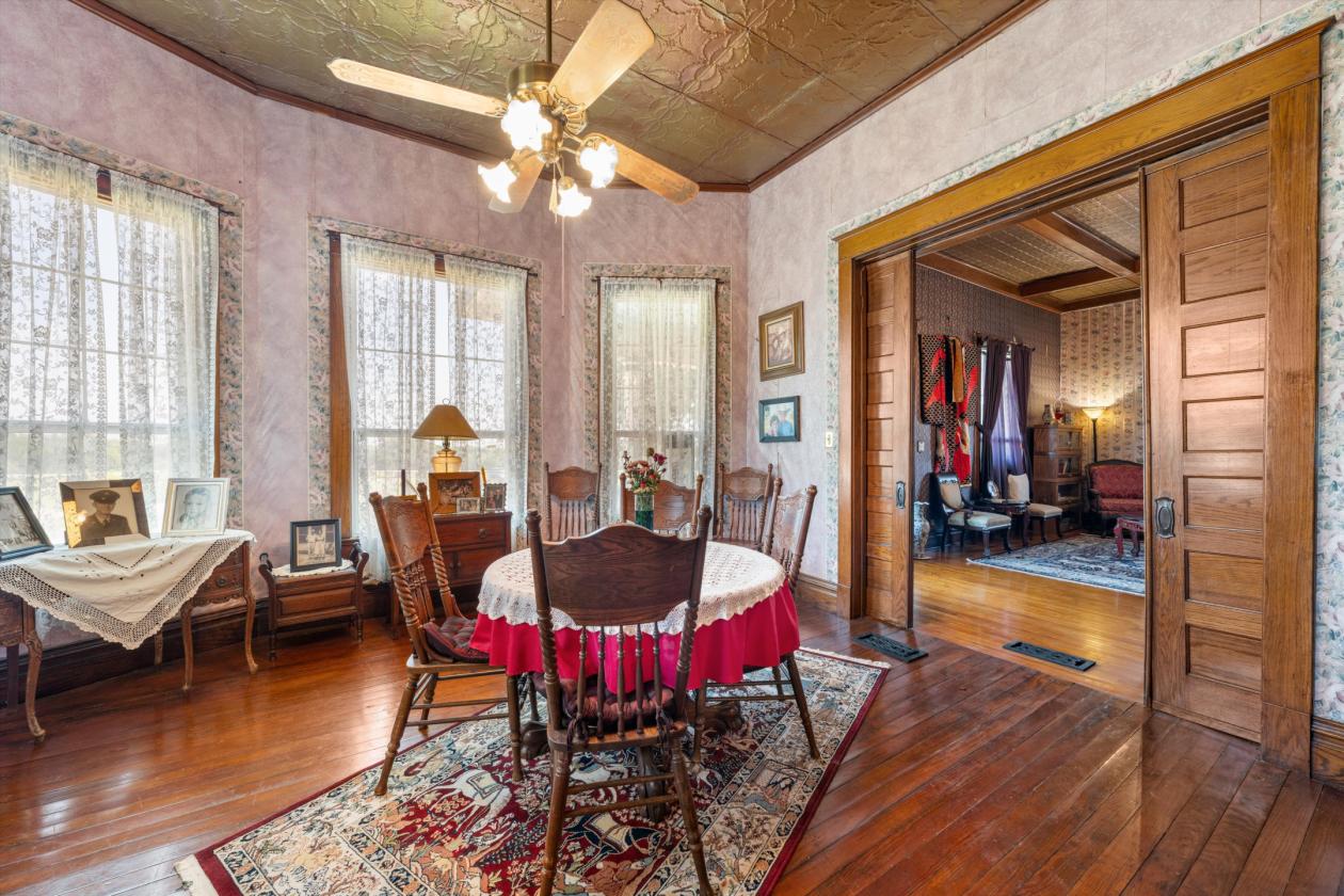 Beautiful 101 Acre Equestrian Facility & Residence - photo 14