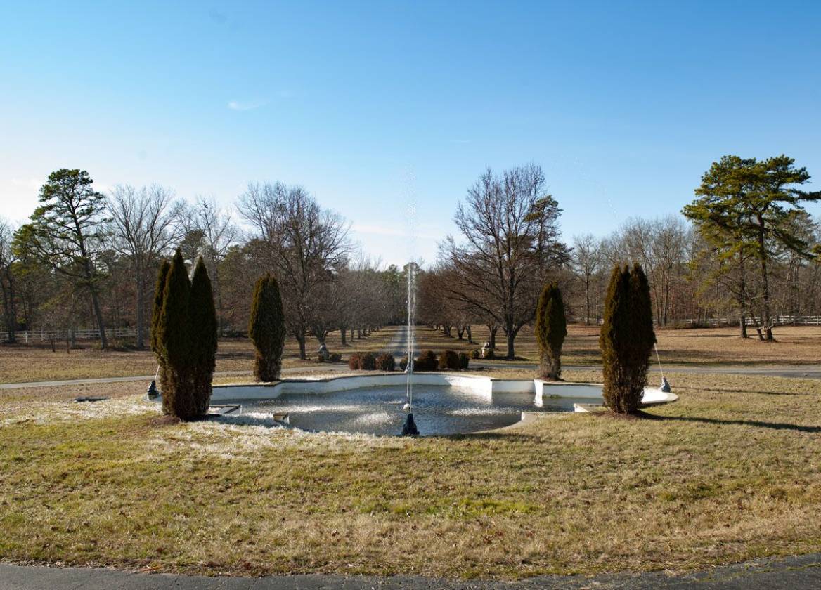 2,442 Acre Property For Sale with 3 Estates Estell Manor, Atlantic