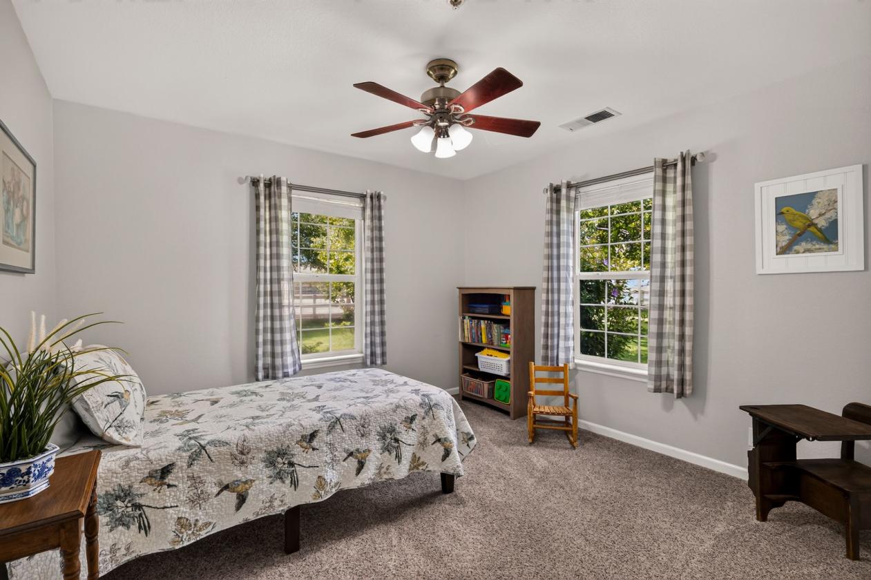 5 acre dream horse property and home! - photo 16