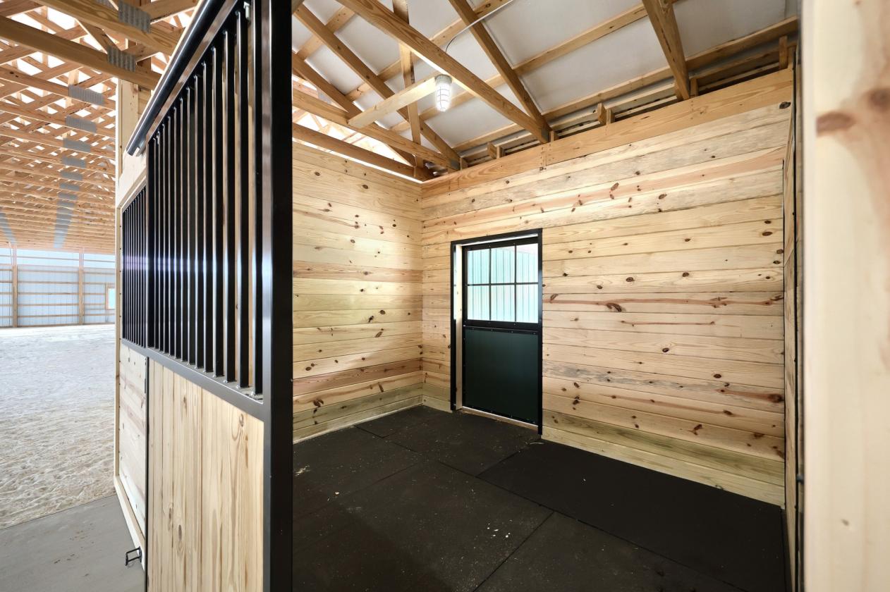 Stunning Horse Property with Indoor Arena - photo 9
