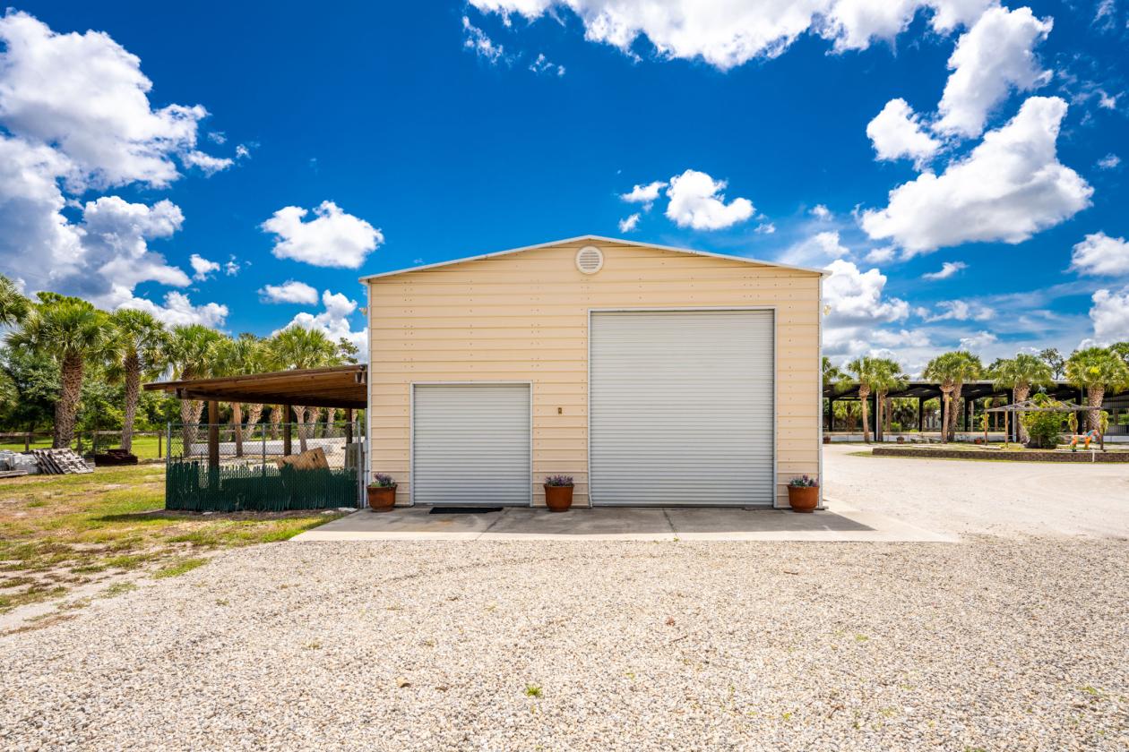 Premier 5 Acre Equestrian Estate - photo 19