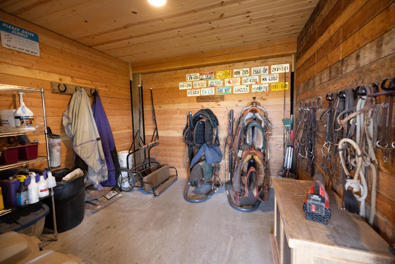 Equestrian property on Montana's #1 Golf Course - photo 4