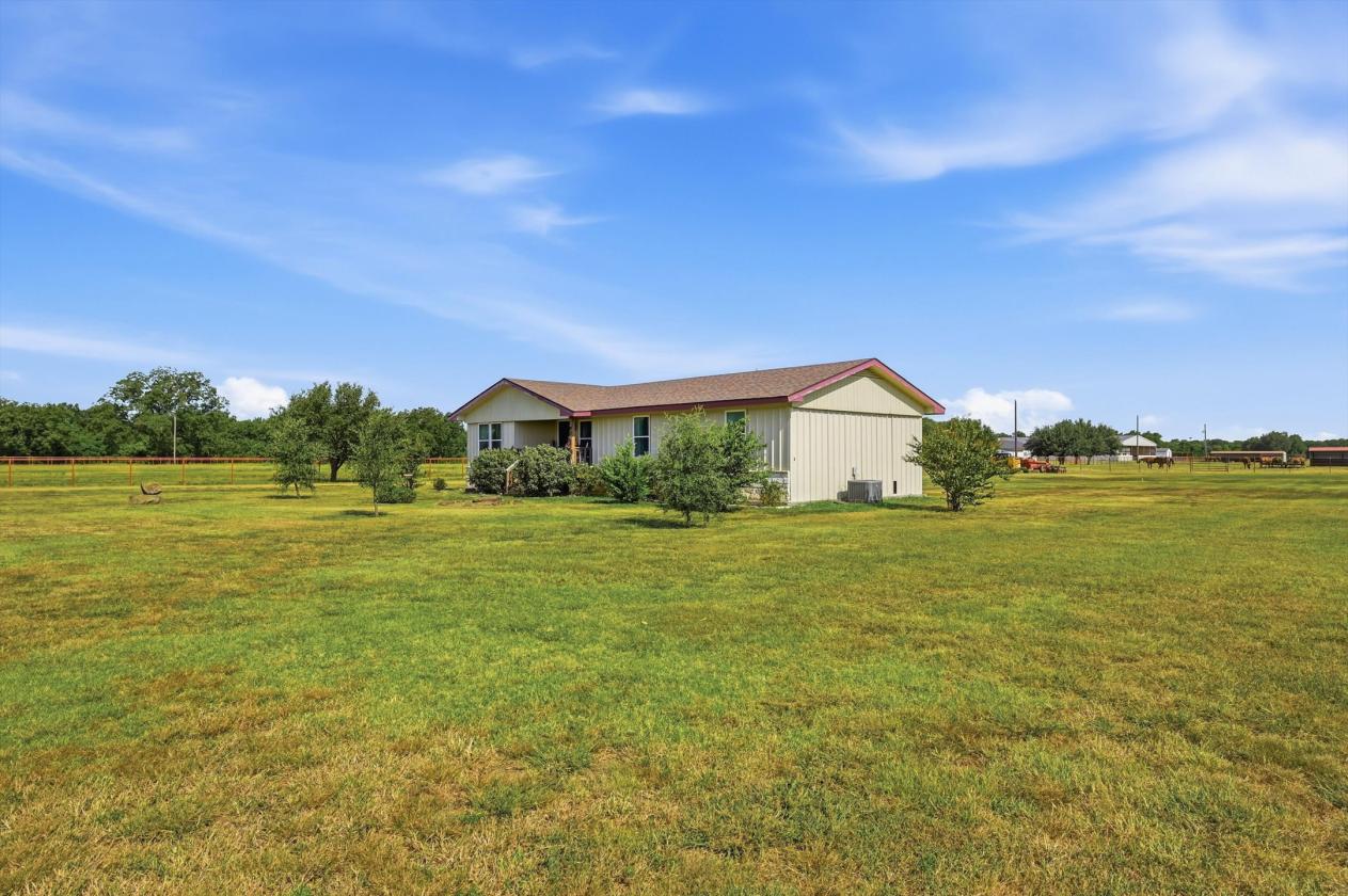 Peaceful Country Living on 15 Acres - photo 8