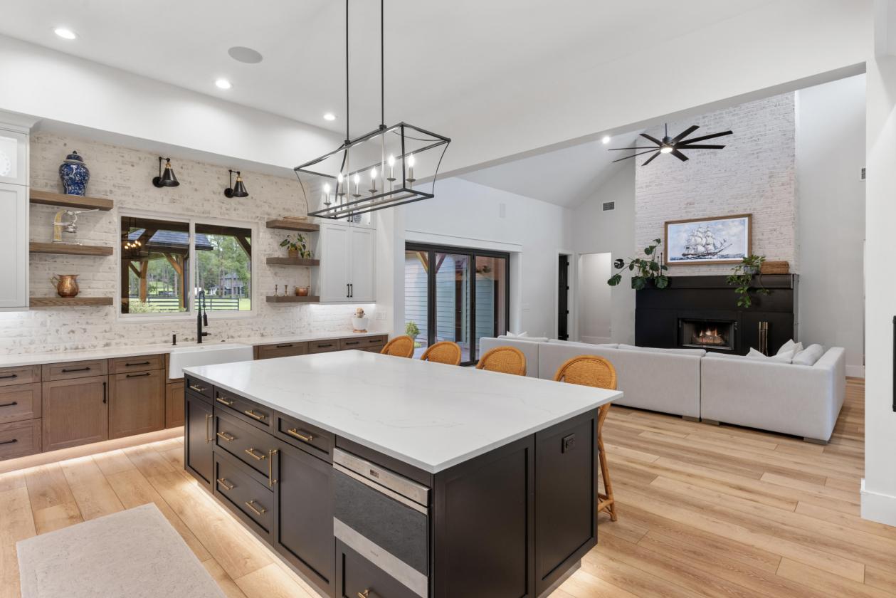 Lakewood Ranches Modern Estate - photo 20