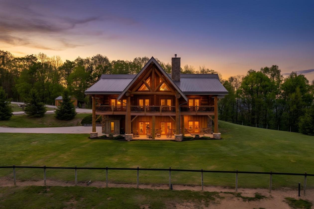 15-Acre Horse Farm, 13 Stalls & Pasture, Turnkey - photo 8