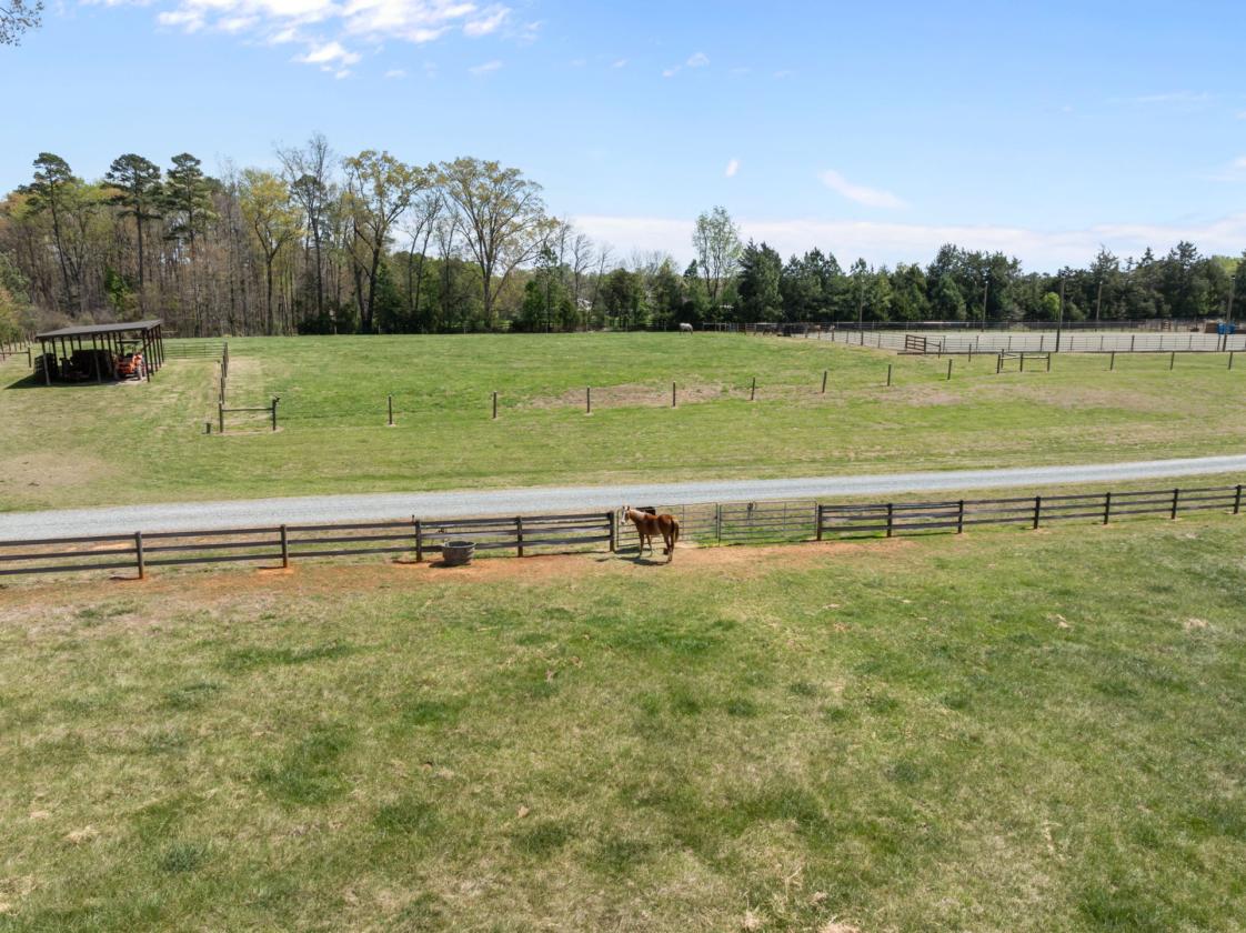 OPEN HOUSE Sat 08/01 from 11 to 4 Equestrian Ctr - photo 25