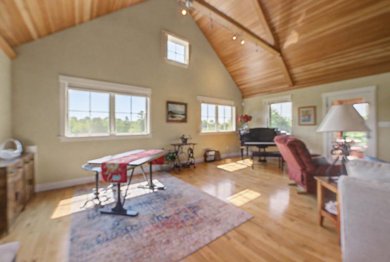 Red Sky Sanctuary Estate with equestrian potential - photo 29