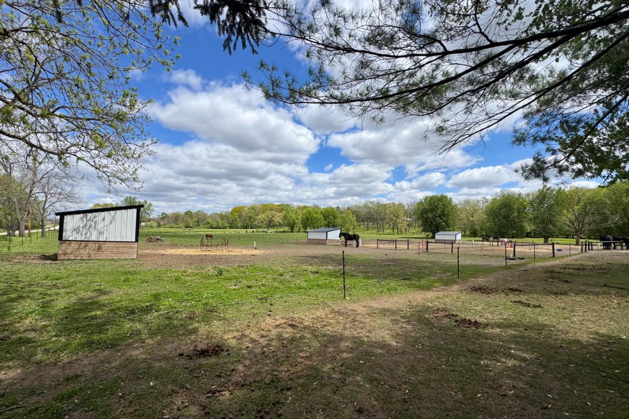 27+ Acre Turnkey Horse Boarding Facility - photo 11