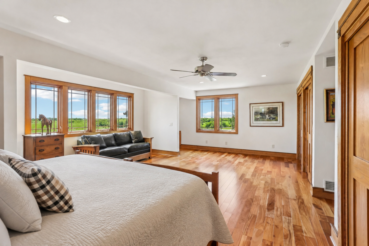 Luxury Equestrian center - photo 18