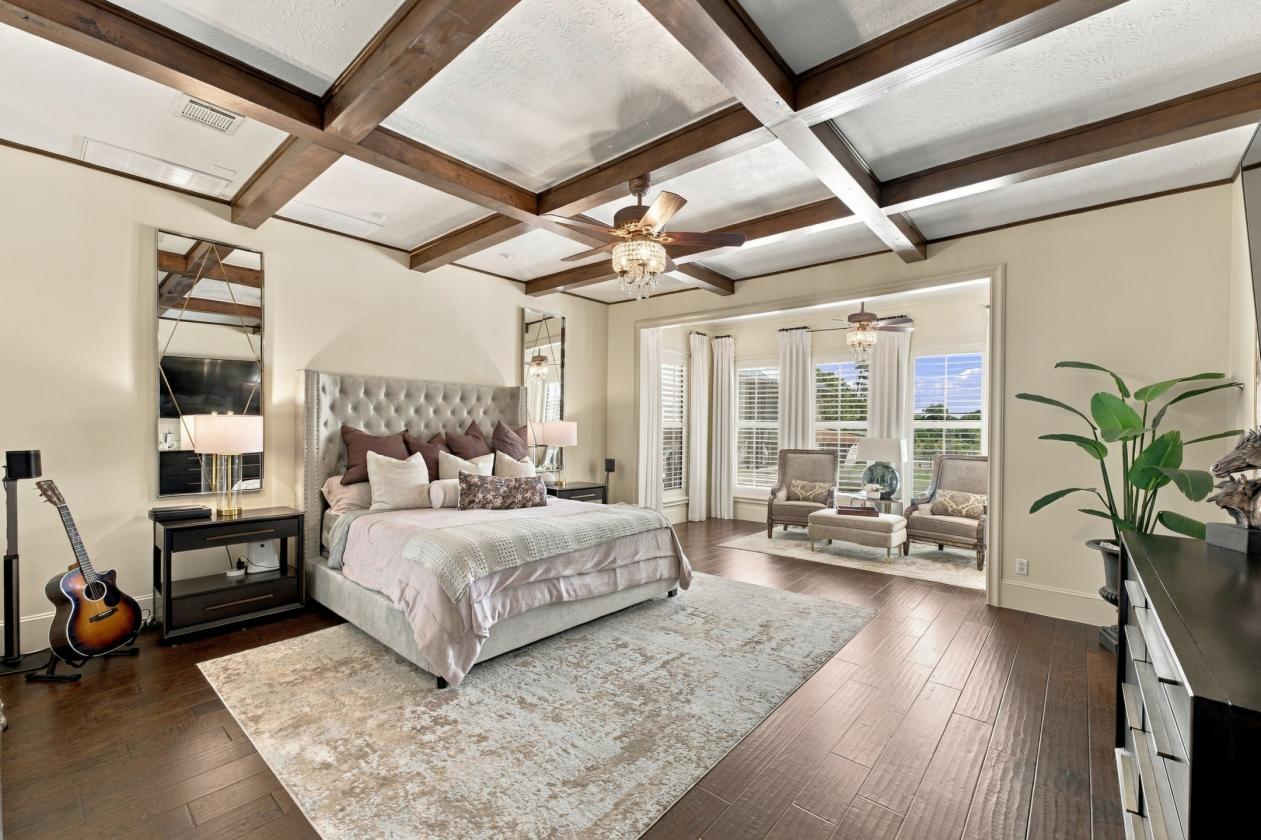 11+ Acre Premier Luxury Horse Property - photo 10