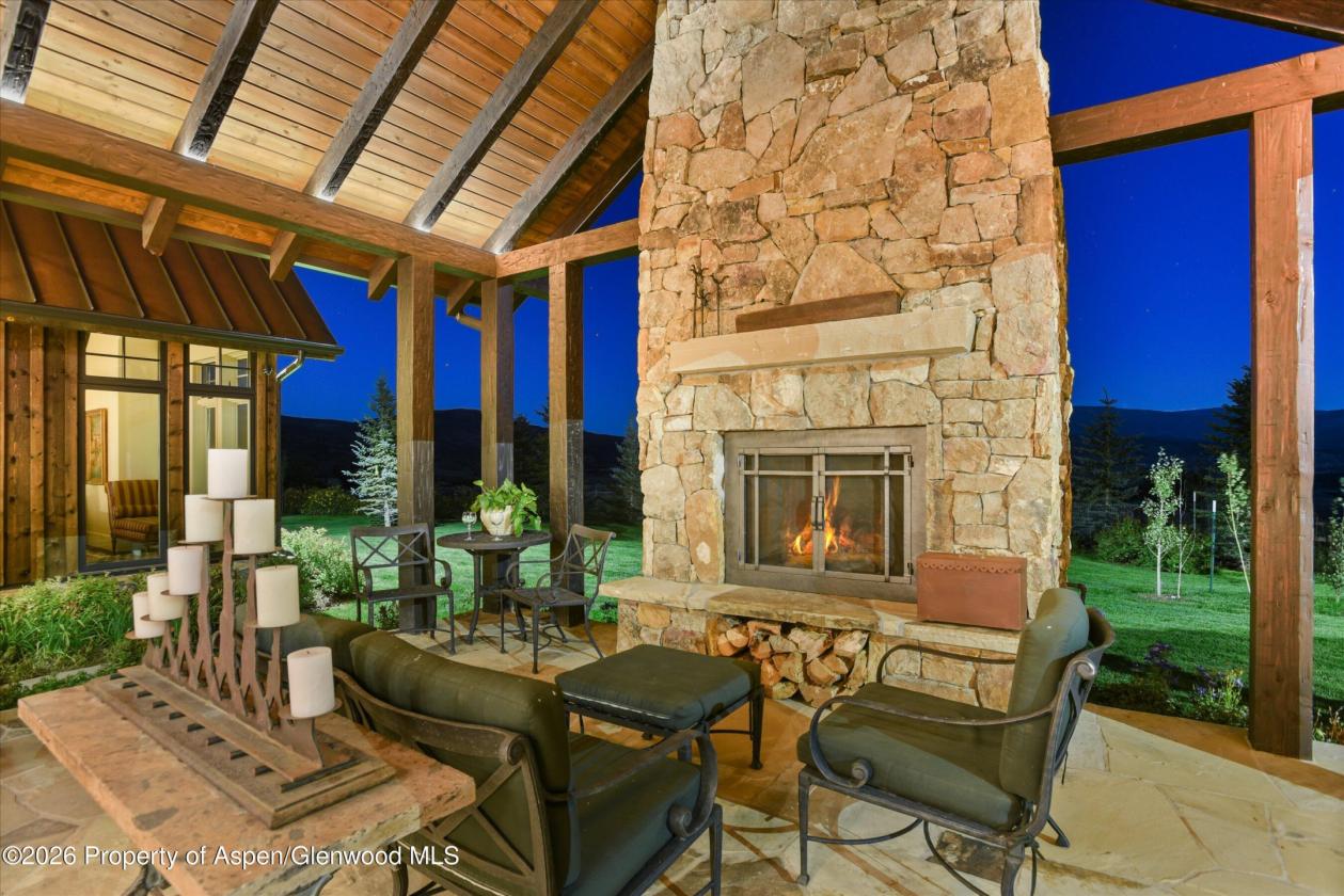 Four Peaks Lookout — Ranch at Coulter Creek - photo 11