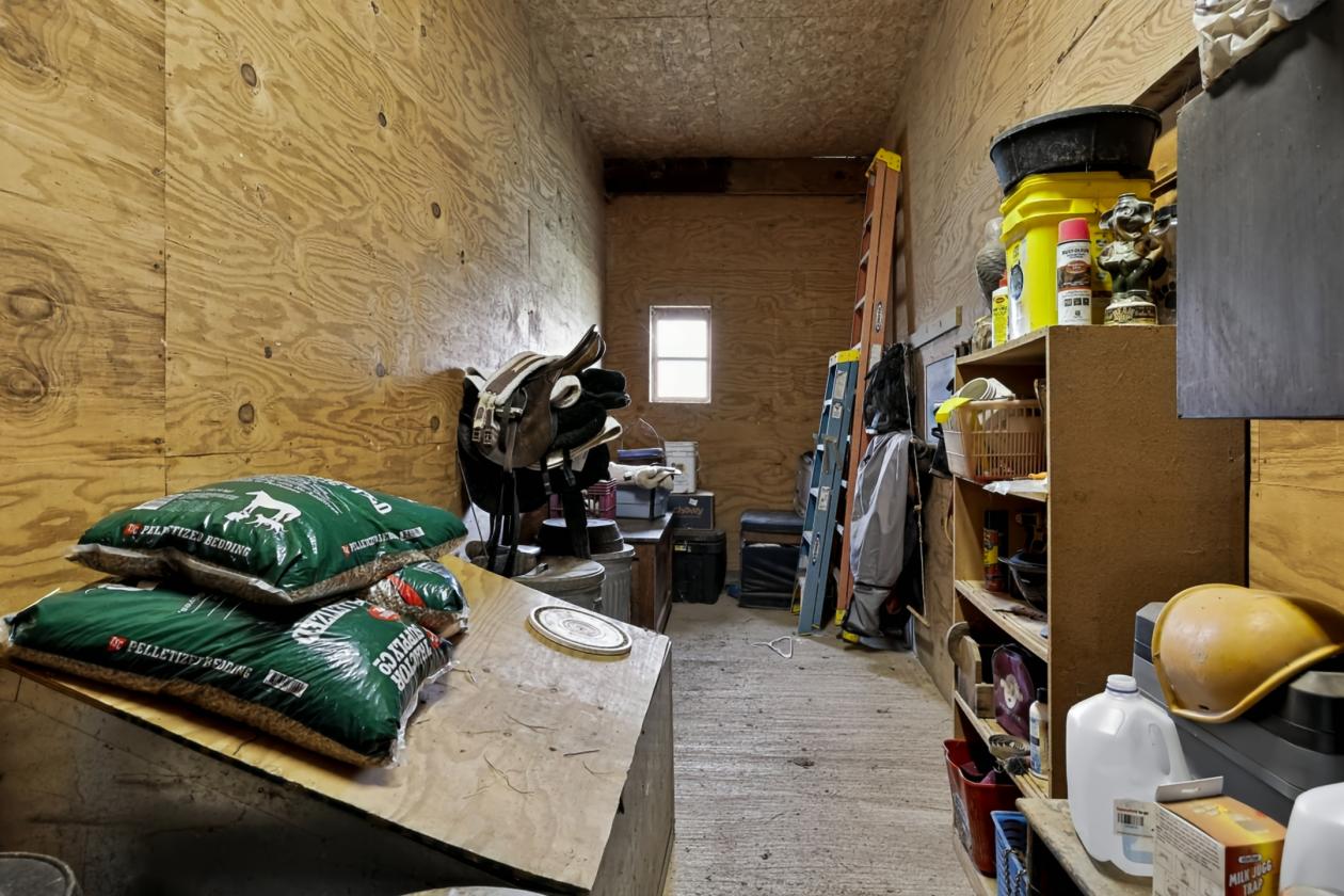 Equestrian Facility for Lease - photo 8